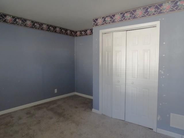923 E Walnut Street — photo 28