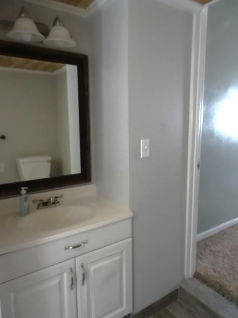 923 E Walnut Street — photo 33