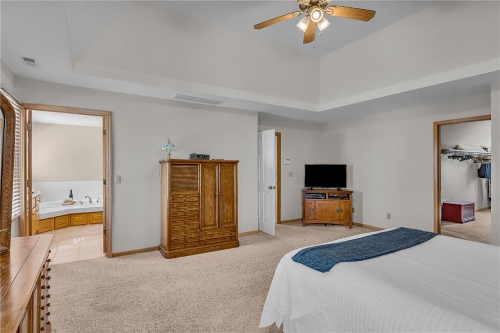 2014 Riviera Court — photo 35