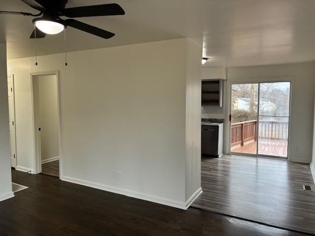1611 Queens Ridge Way — photo 10