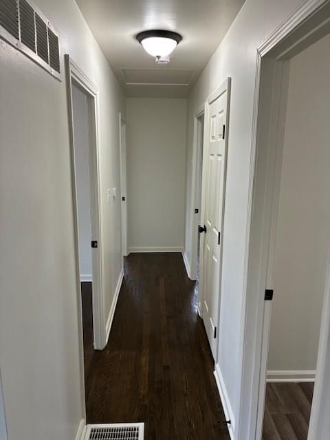 1611 Queens Ridge Way — photo 13