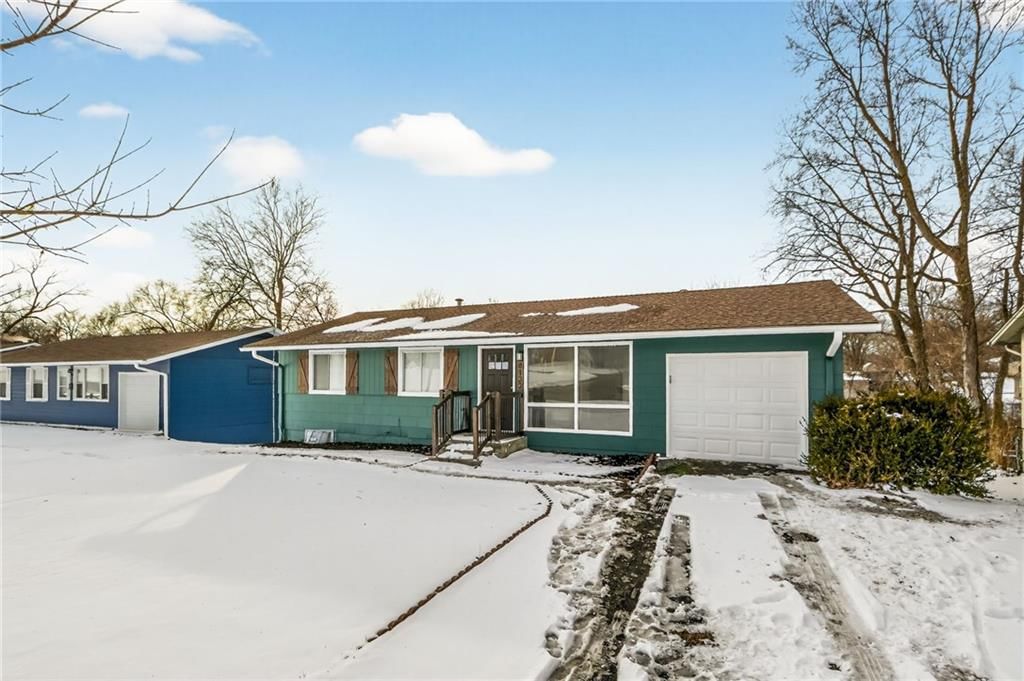8132 Sterling Avenue — photo 3