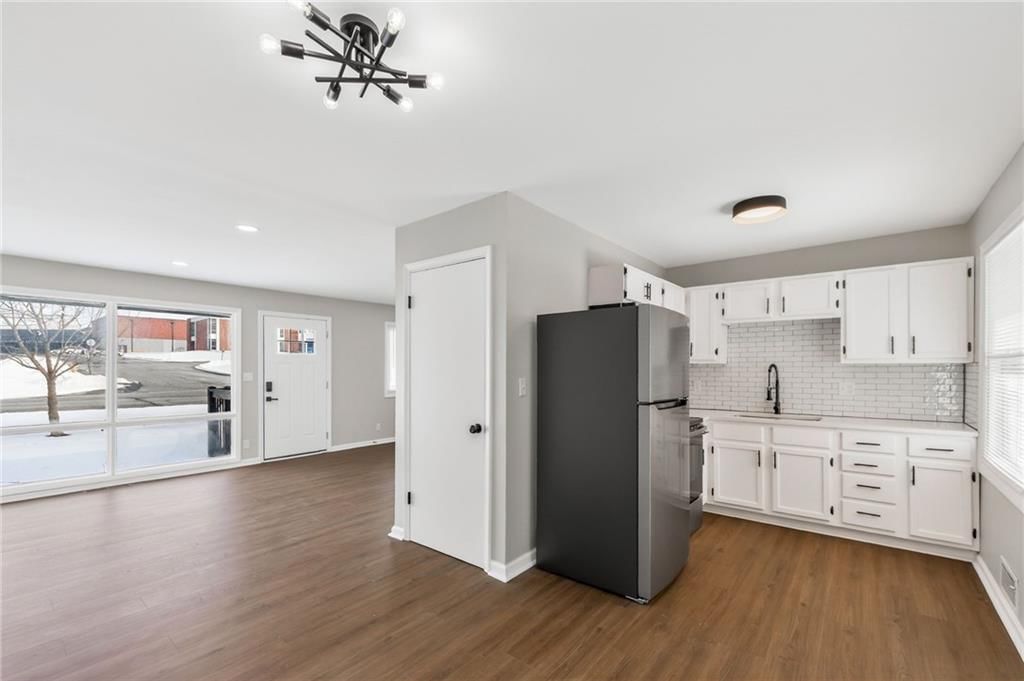 8132 Sterling Avenue — photo 10