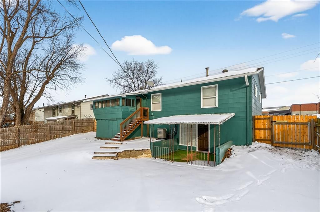 8132 Sterling Avenue — photo 27