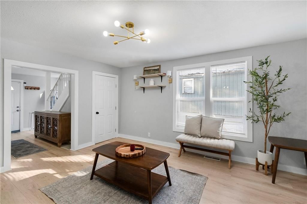 8711 E Smart Avenue — photo 5
