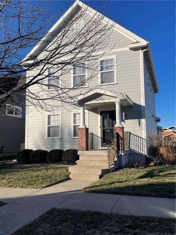 920 SW Ovation Drive, Lee's Summit, MO