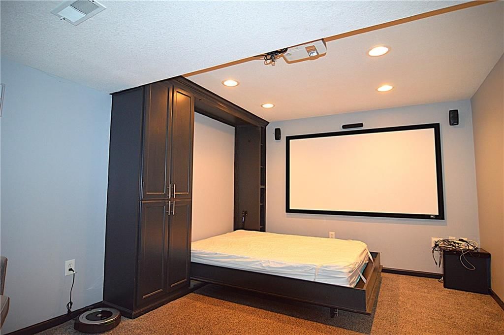 920 SW Ovation Drive — photo 36