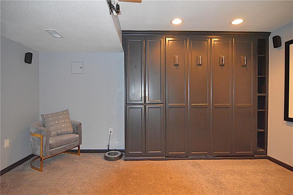920 SW Ovation Drive — photo 37