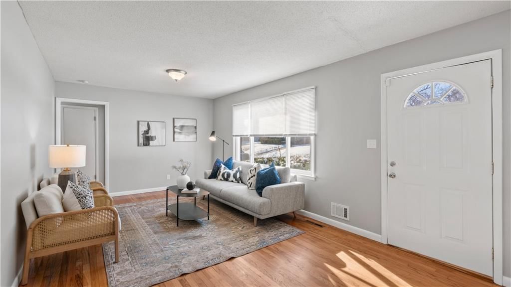 8131 McGee Street — photo 5