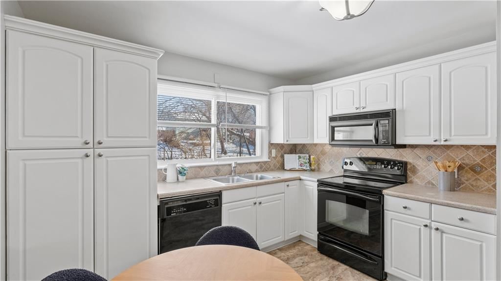 8131 McGee Street — photo 9