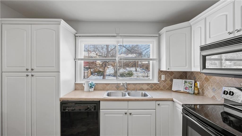 8131 McGee Street — photo 10