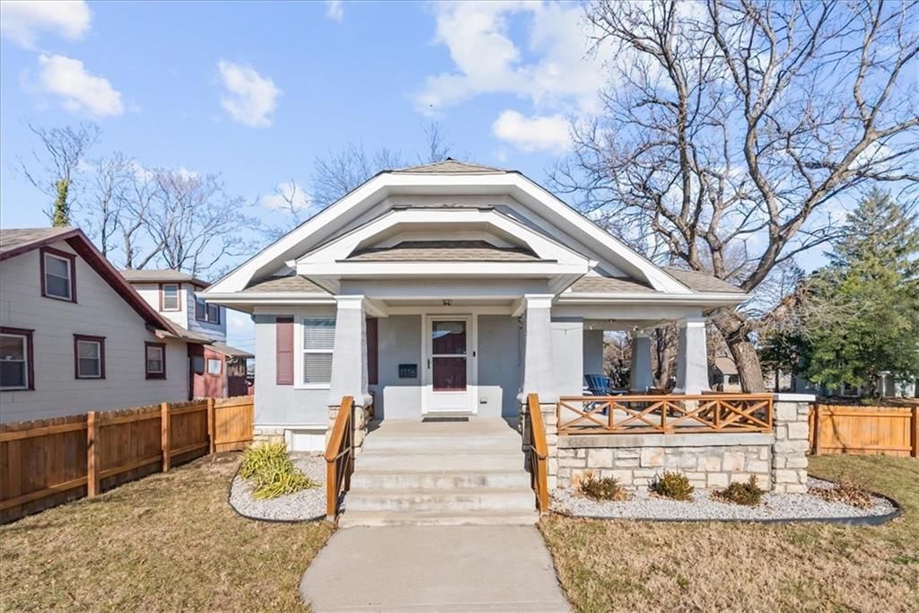 1116 E 58th Street, Kansas City, MO