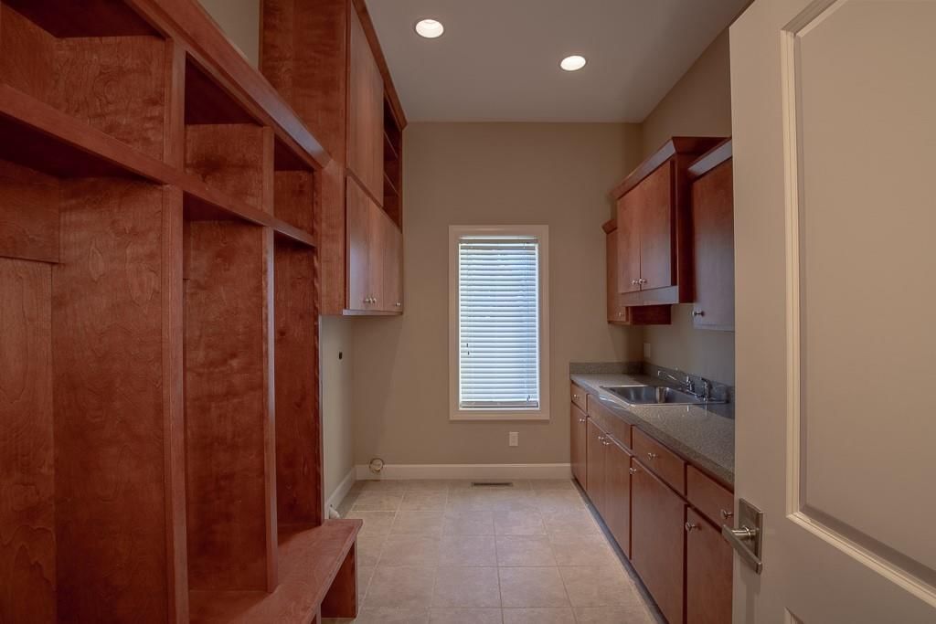 2801 N Lentz Road — photo 56
