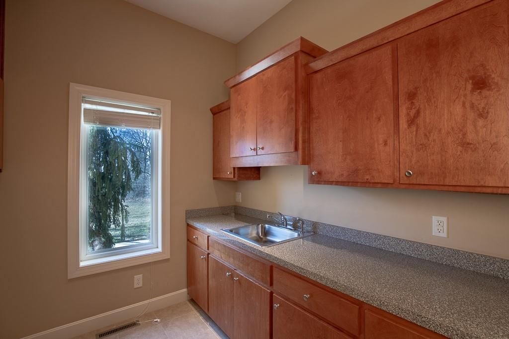 2801 N Lentz Road — photo 57