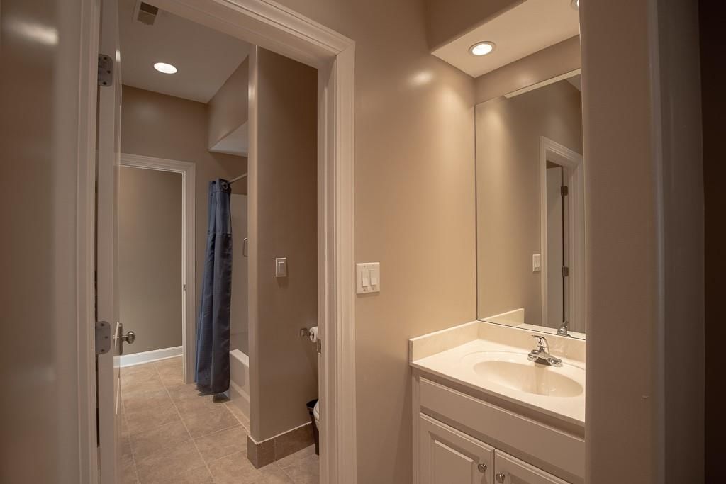 2801 N Lentz Road — photo 73
