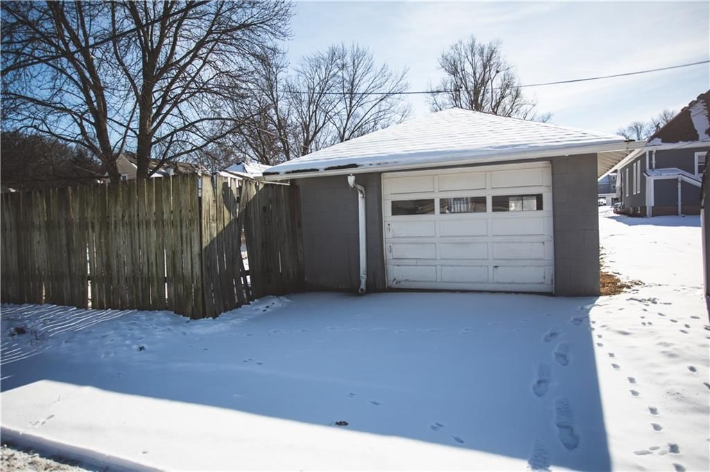 2831 Penn Street — photo 25