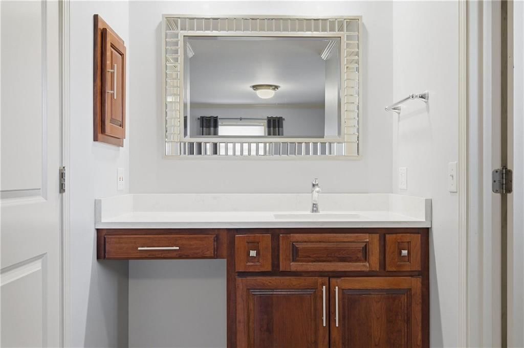 1700 Twin Oaks Drive — photo 16