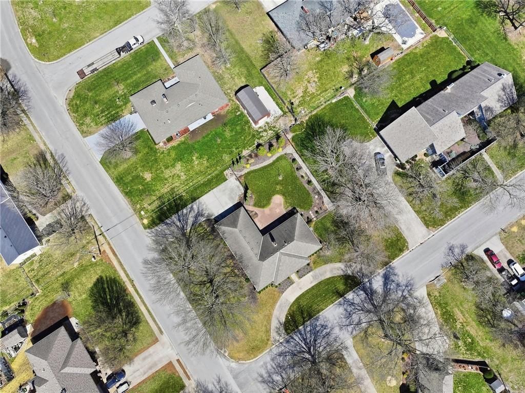 1700 Twin Oaks Drive — photo 34