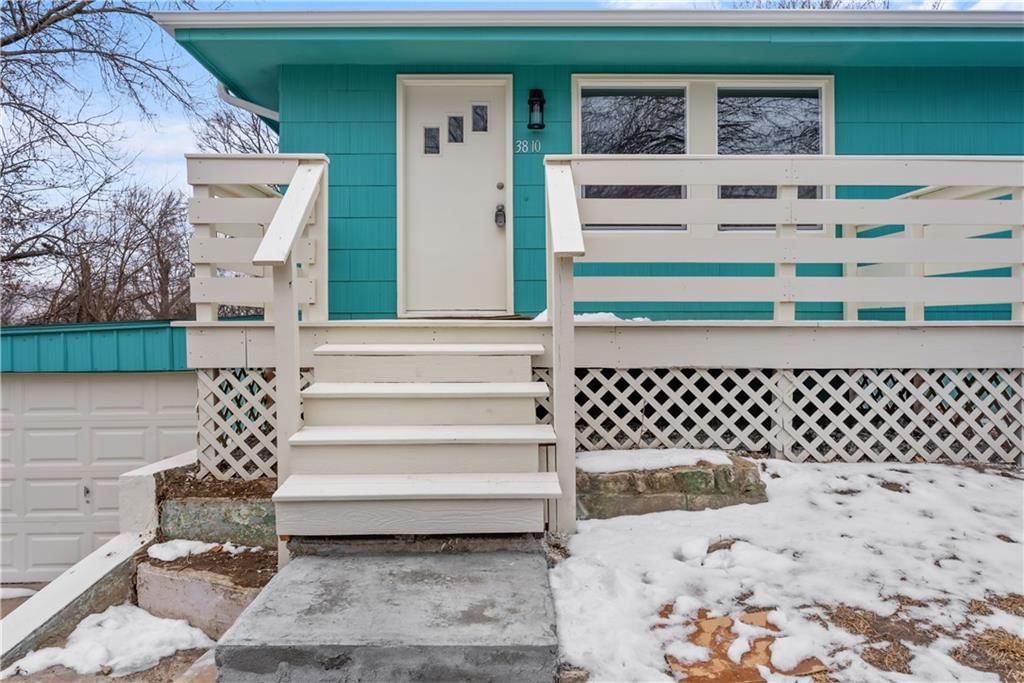 3810 Laurel Avenue — photo 3