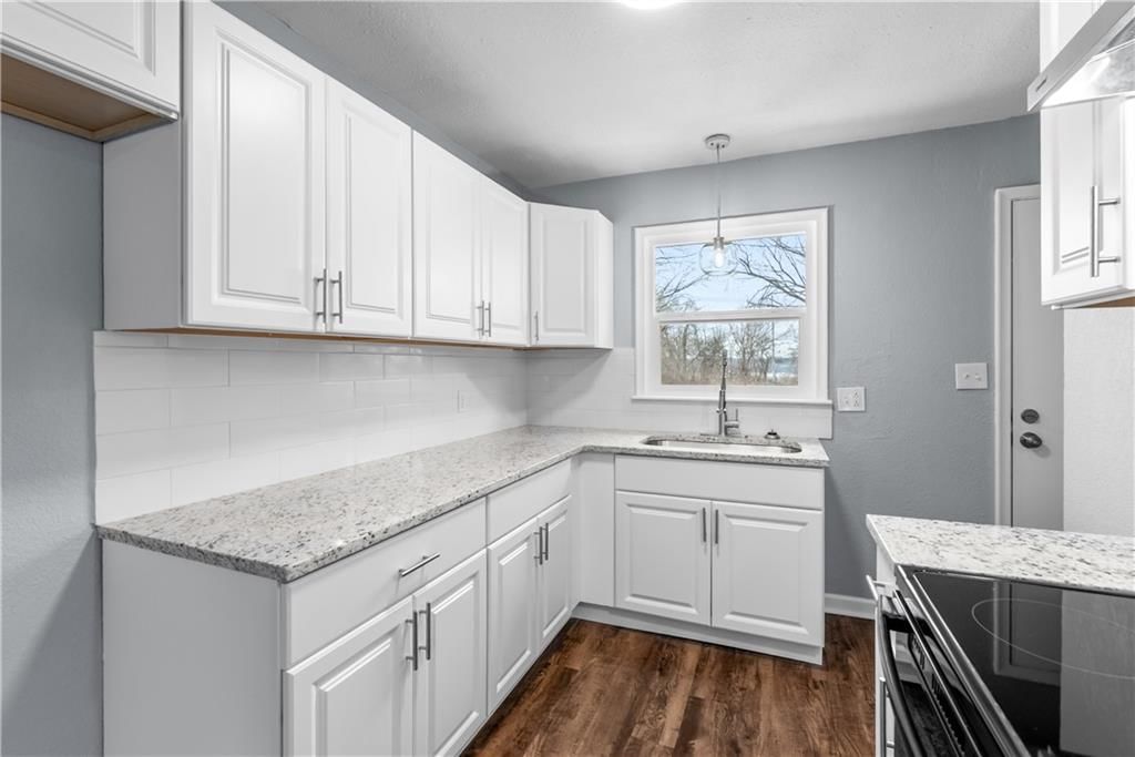 3810 Laurel Avenue — photo 10