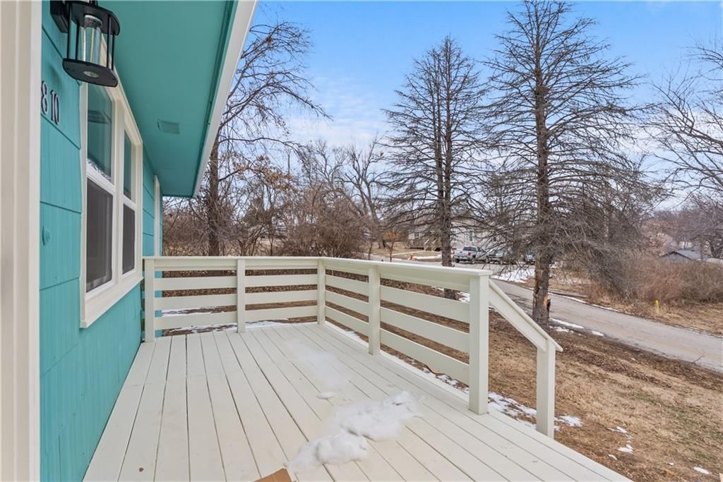 3810 Laurel Avenue — photo 18