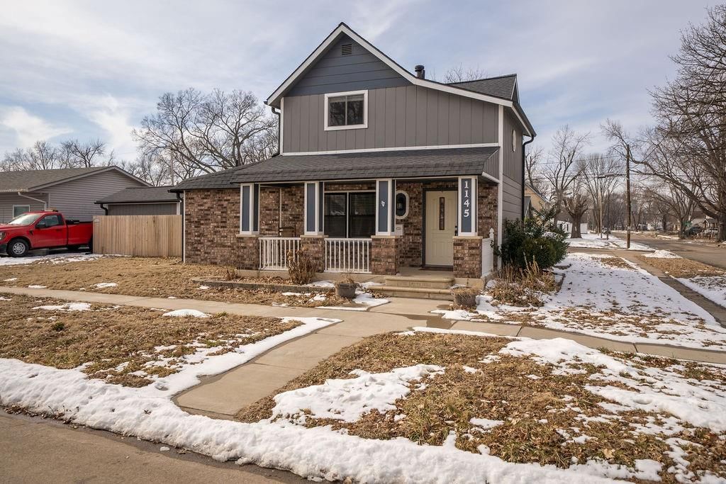 1145 NE Winfield Avenue — photo 3