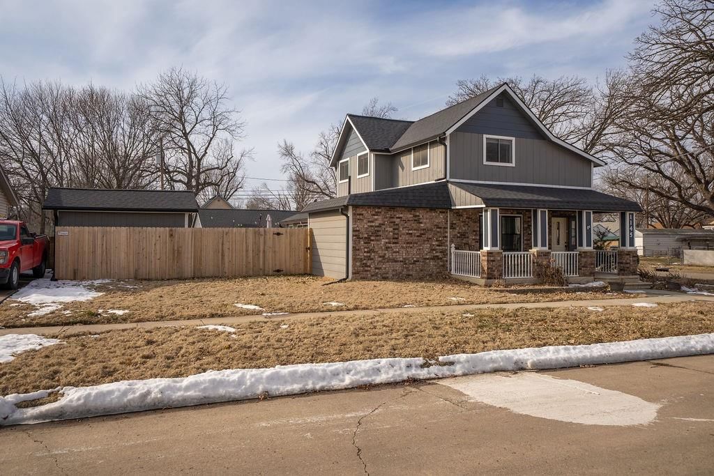 1145 NE Winfield Avenue — photo 4