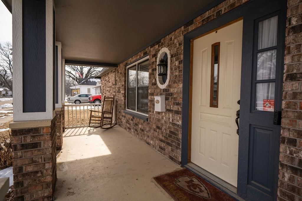 1145 NE Winfield Avenue — photo 5
