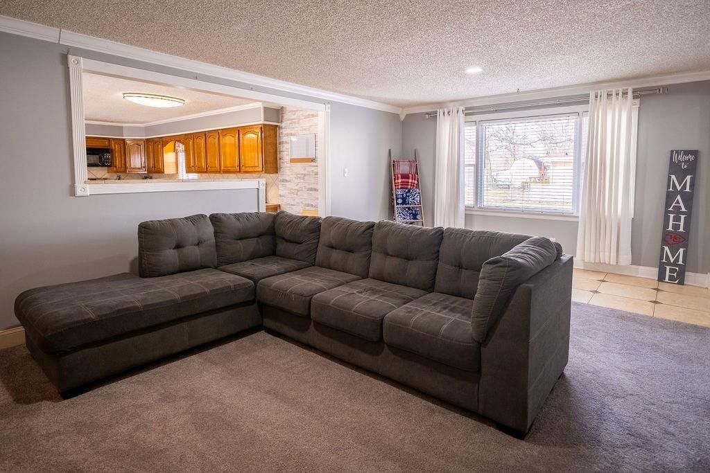 1145 NE Winfield Avenue — photo 9
