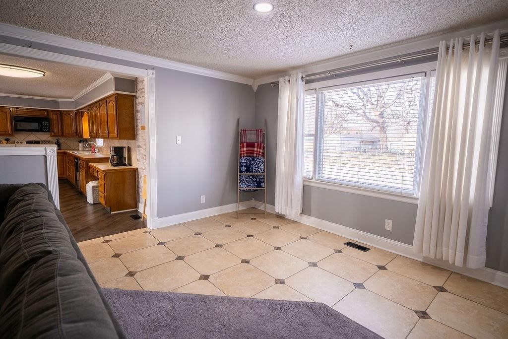 1145 NE Winfield Avenue — photo 10