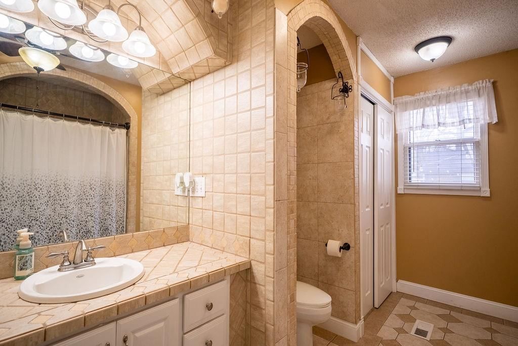 1145 NE Winfield Avenue — photo 24