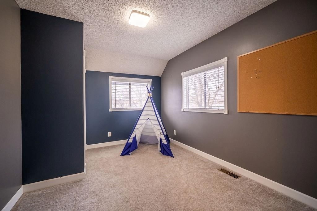 1145 NE Winfield Avenue — photo 26