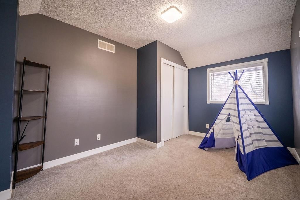 1145 NE Winfield Avenue — photo 27