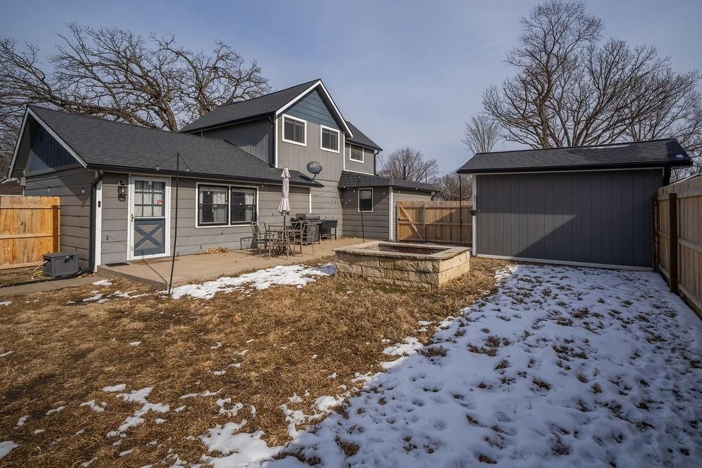 1145 NE Winfield Avenue — photo 43