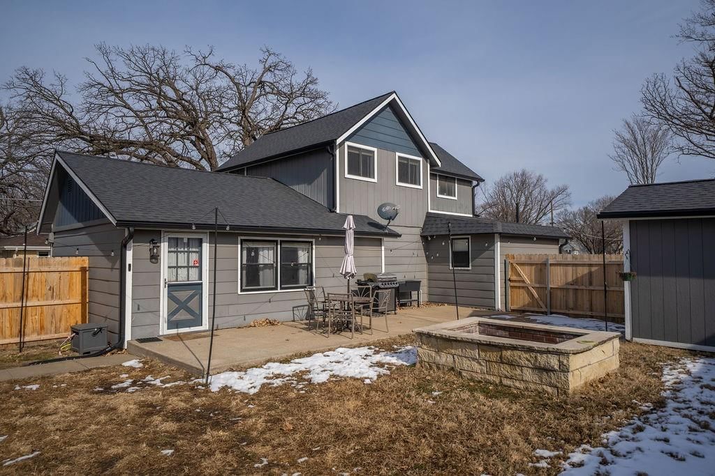 1145 NE Winfield Avenue — photo 45