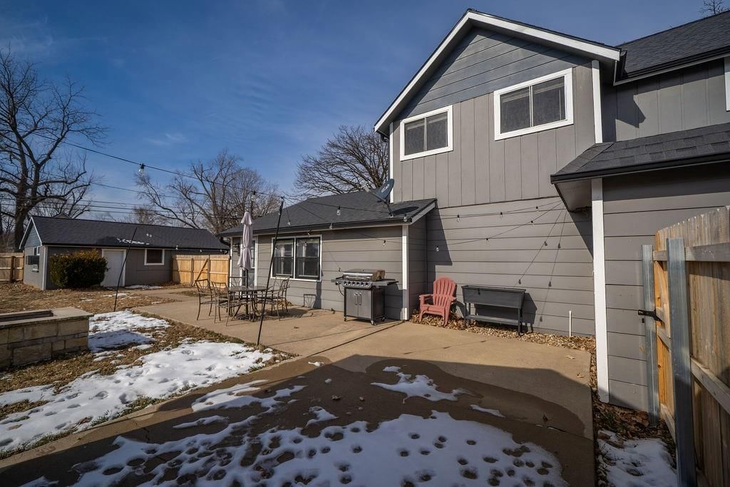 1145 NE Winfield Avenue — photo 50