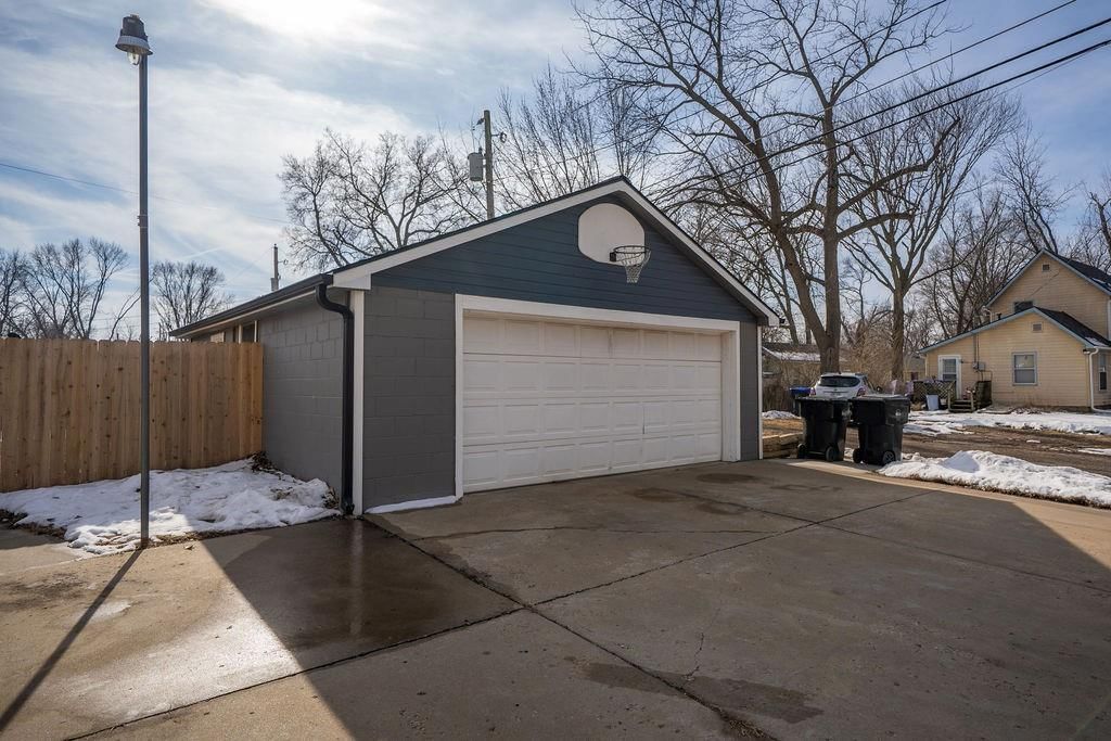 1145 NE Winfield Avenue — photo 52