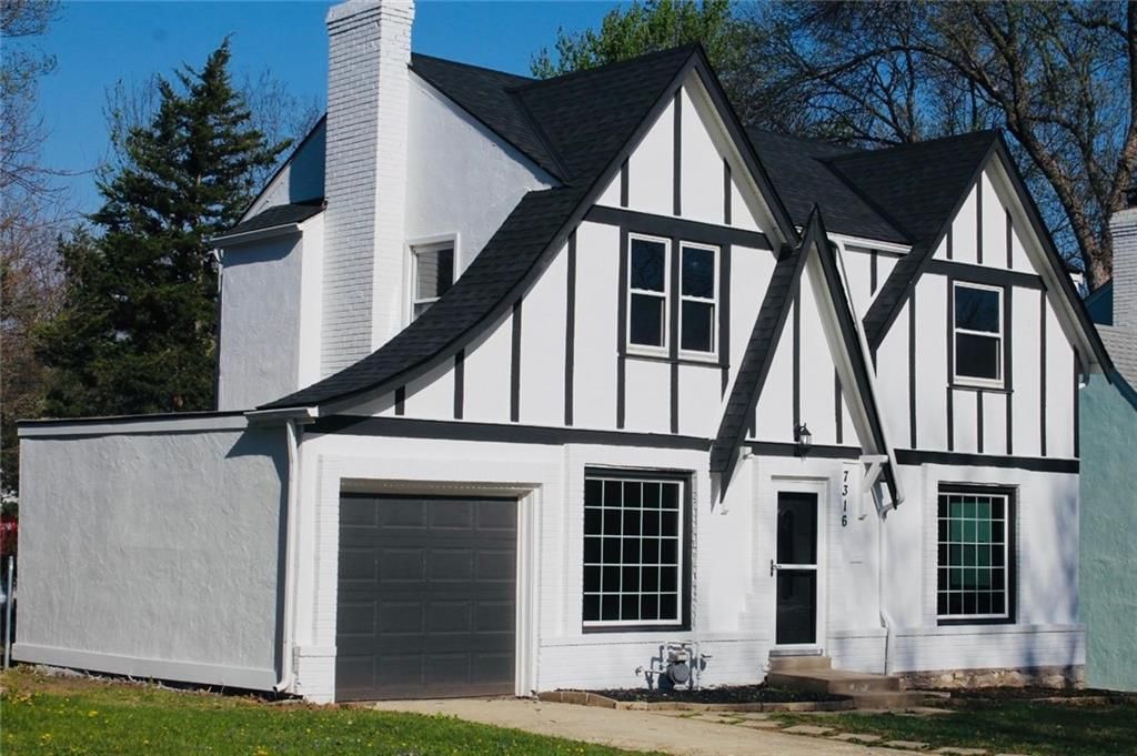 7316 Charlotte Street, Kansas City, MO