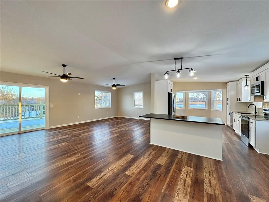 31179 Metcalf Road — photo 3