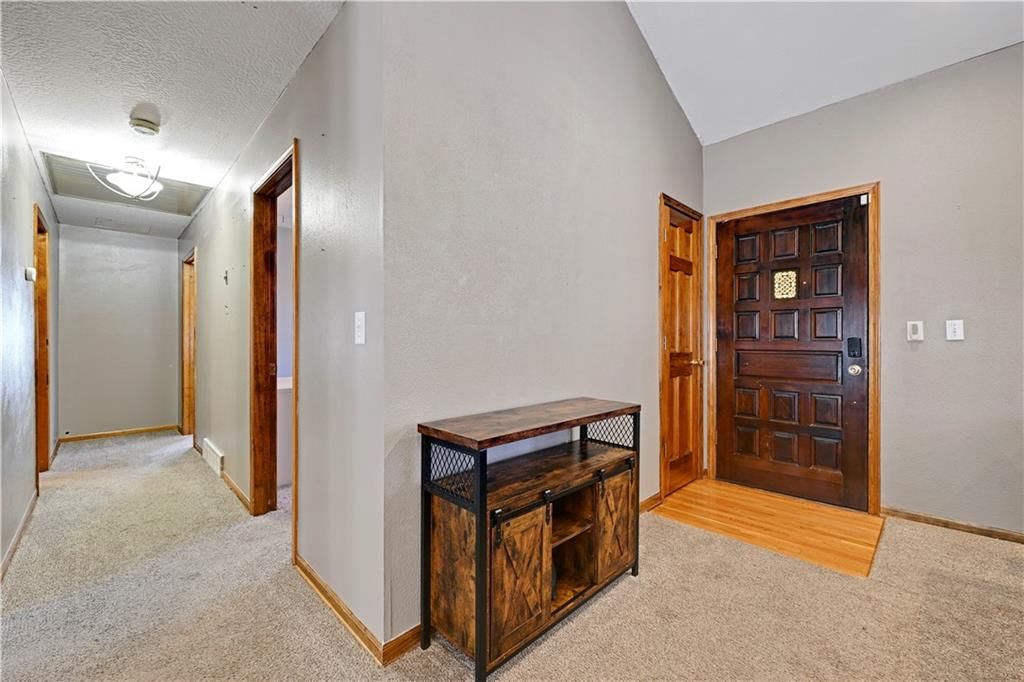 1358 S Delaware Avenue — photo 3