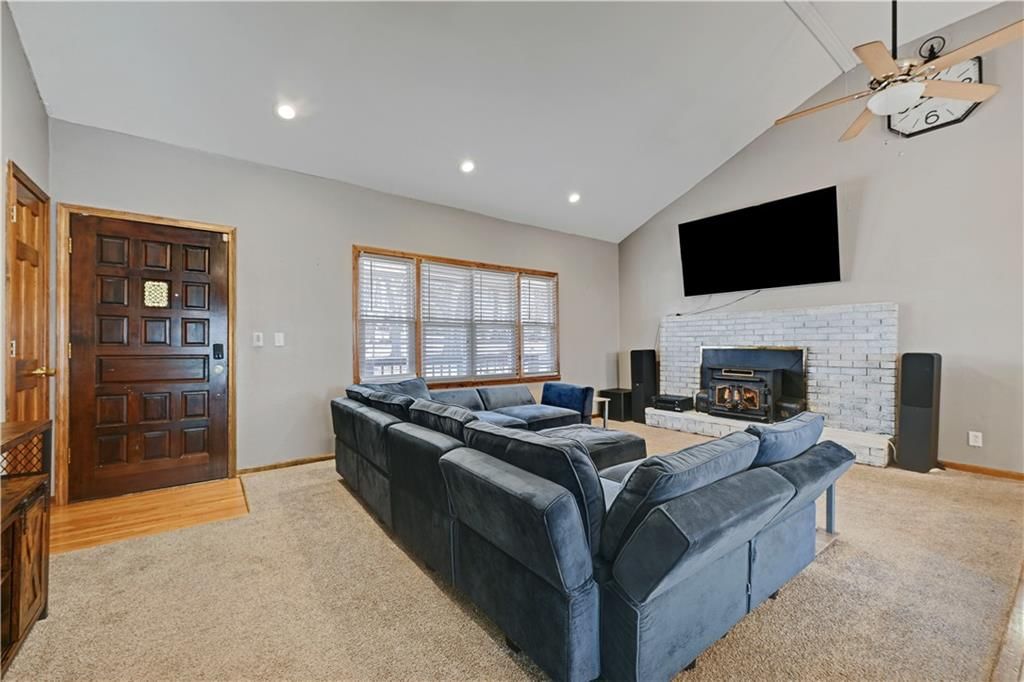 1358 S Delaware Avenue — photo 4