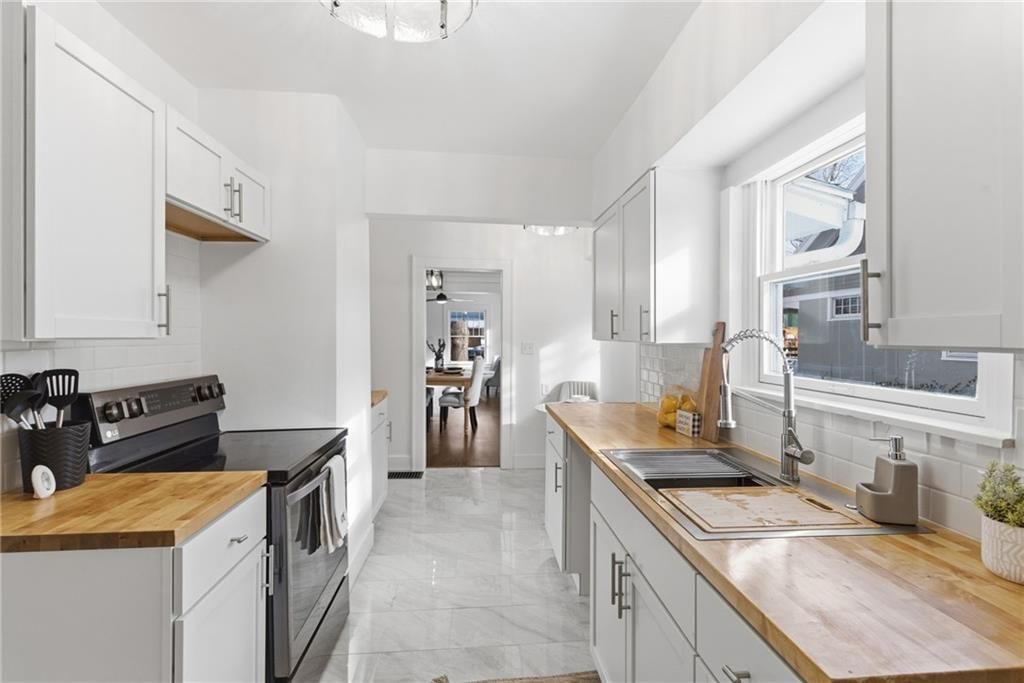 5718 Harrison Street — photo 10