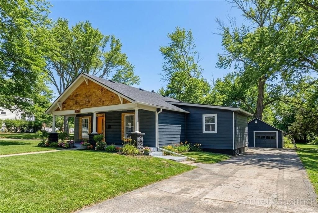 8105 Manning Avenue — photo 4