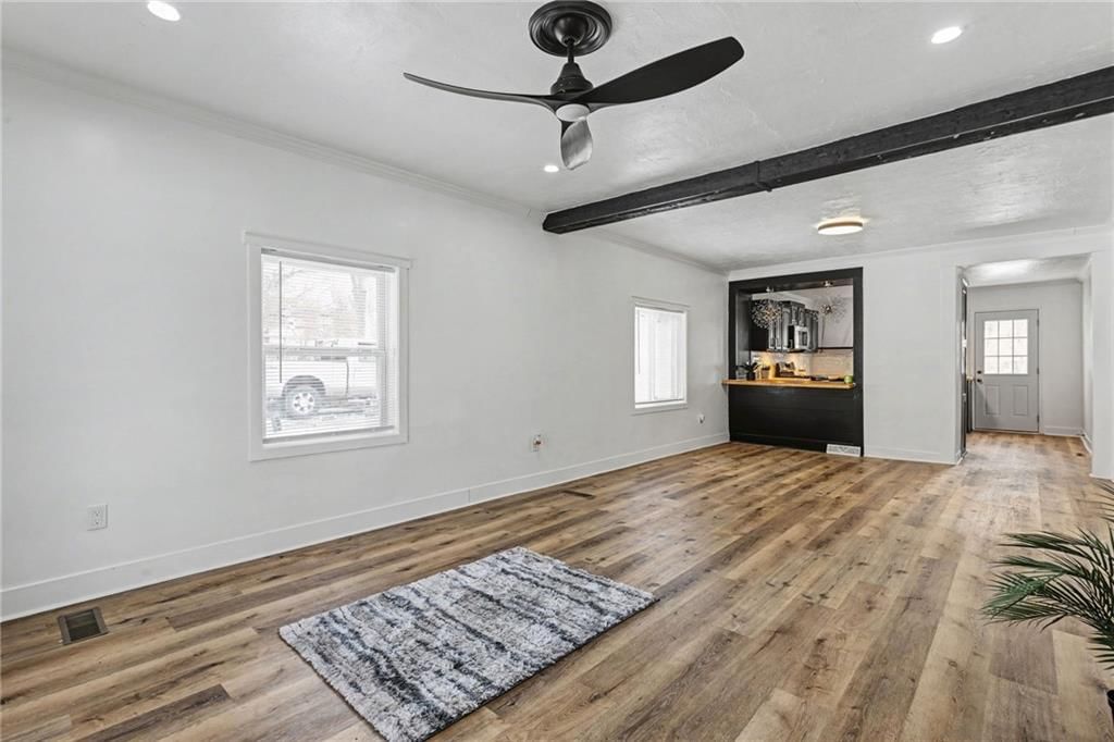 8105 Manning Avenue — photo 5
