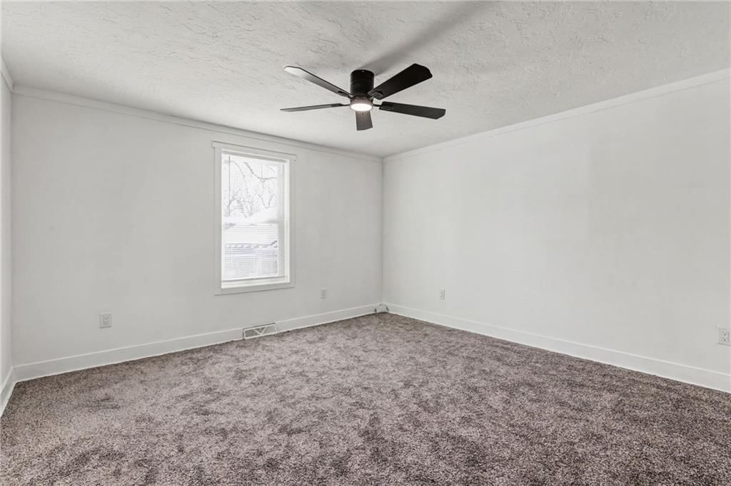 8105 Manning Avenue — photo 15