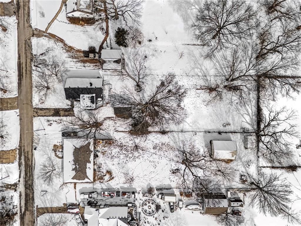 8105 Manning Avenue — photo 31