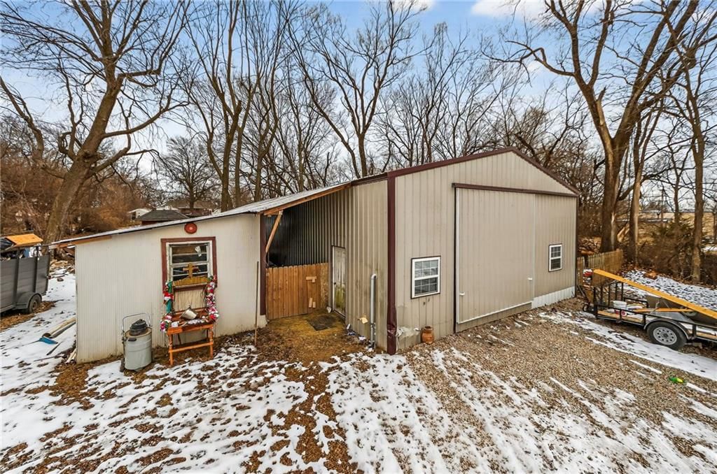 5117 Woodson Road — photo 36