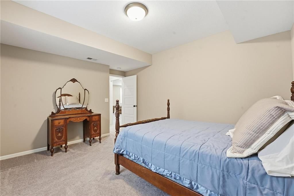 109 SE Riley Street — photo 25