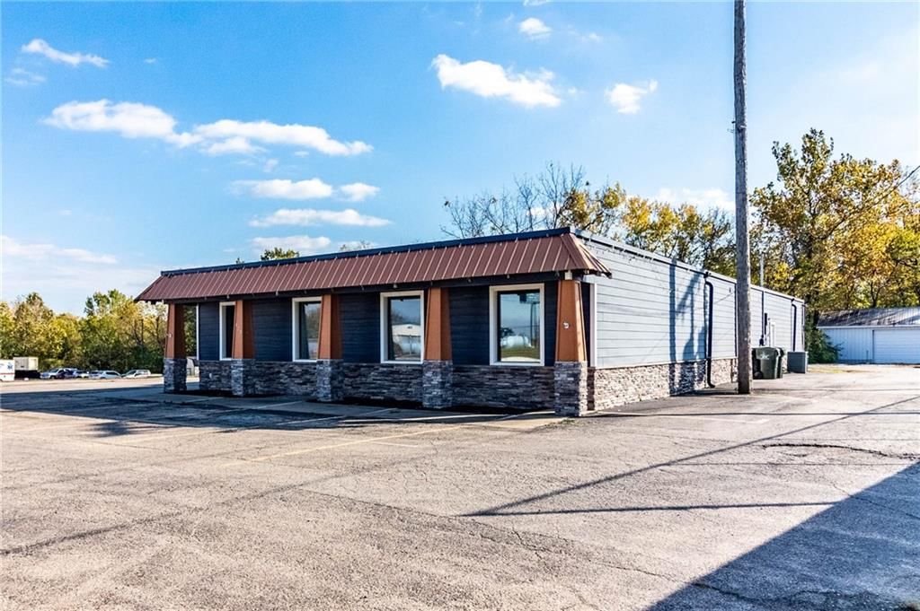 420 E Young Avenue — photo 2