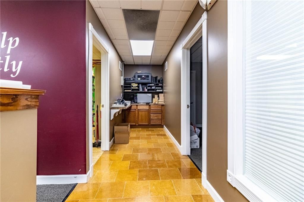 420 E Young Avenue — photo 40